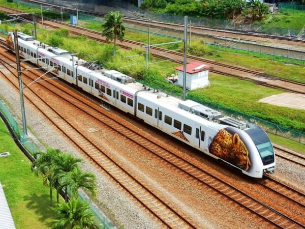 KLIA Ekspres Airport Train Tickets (QR Direct Entry) / KL TravelPass (Metro Card) | Kuala Lumpur , Malaysia